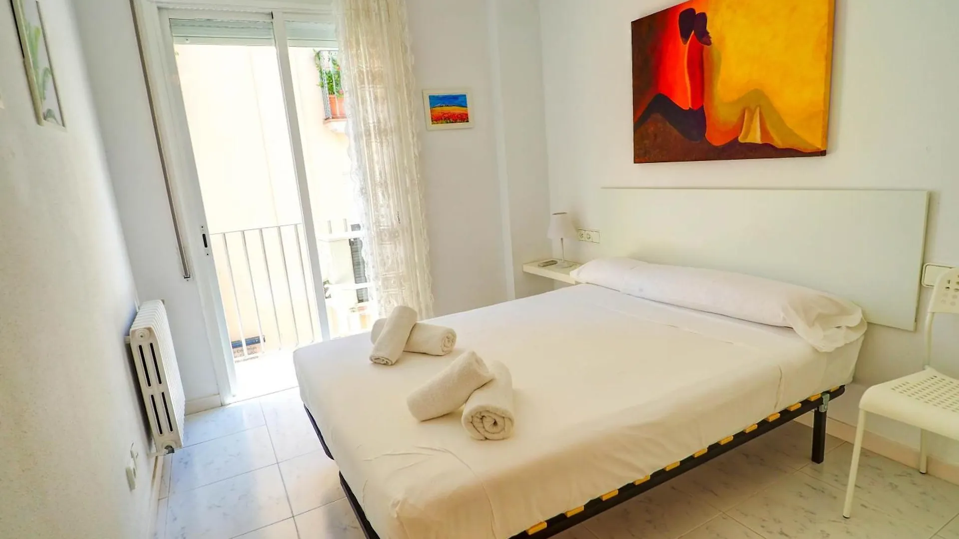 Lucy Apartment By Hello Homes Sitges 0*,  Spagna